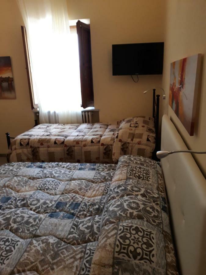 Villa Immersa Nel Verde Λ' Άκουιλα Εξωτερικό φωτογραφία