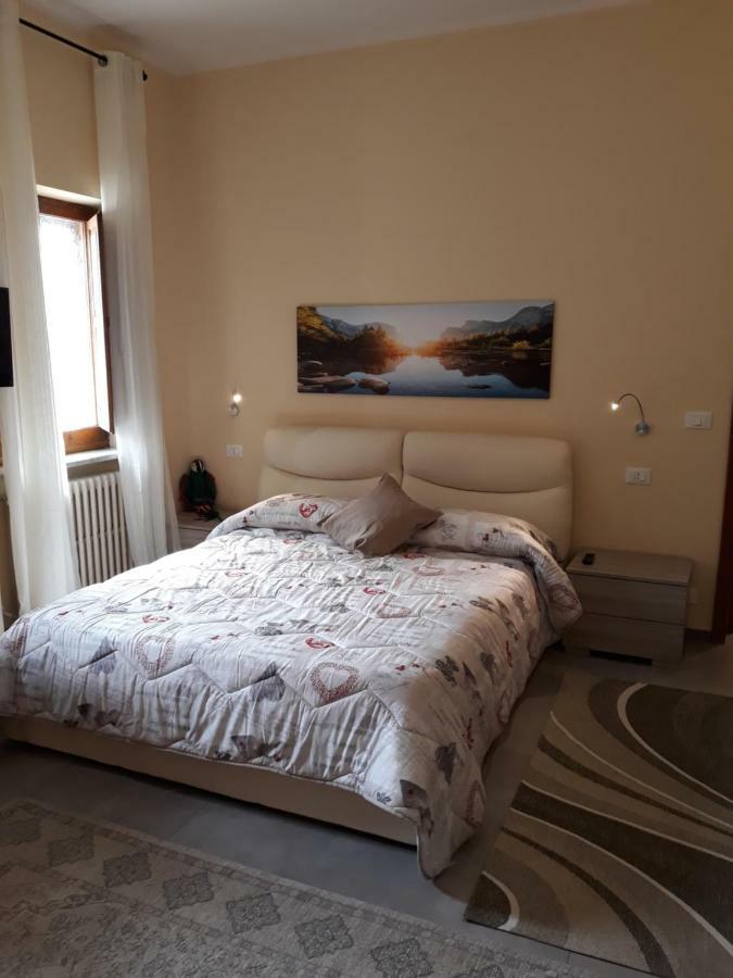 Villa Immersa Nel Verde Λ' Άκουιλα Εξωτερικό φωτογραφία